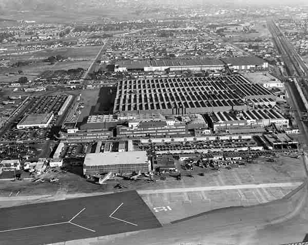 Lockheed Plant, before camo